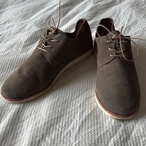 Nisolo Men's Classic Suede Lace-Up Shoes - Gray